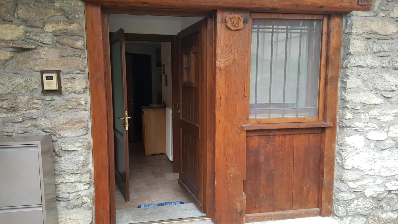 La Tour Daire Gignod Dış mekan fotoğraf